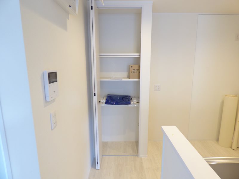 安行原戸建 収納