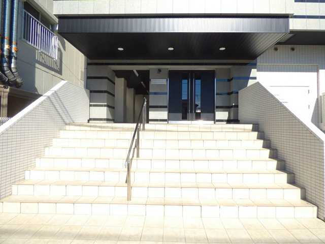 アルファコート西川口7 エントランス