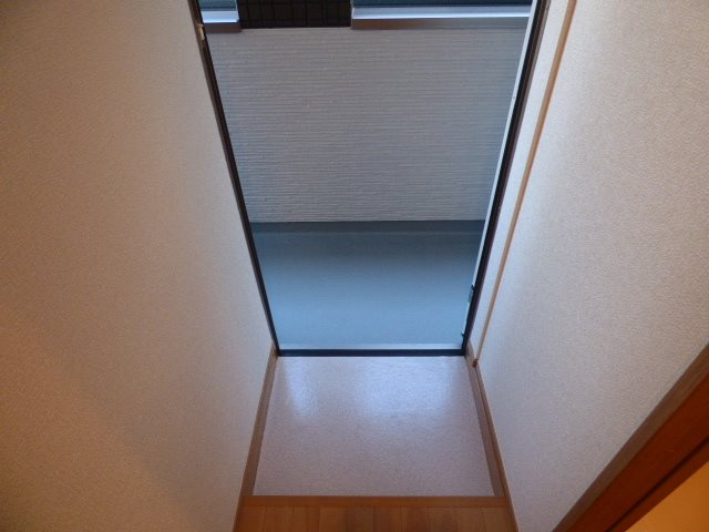 アーク・ヴィラWARABI 玄関