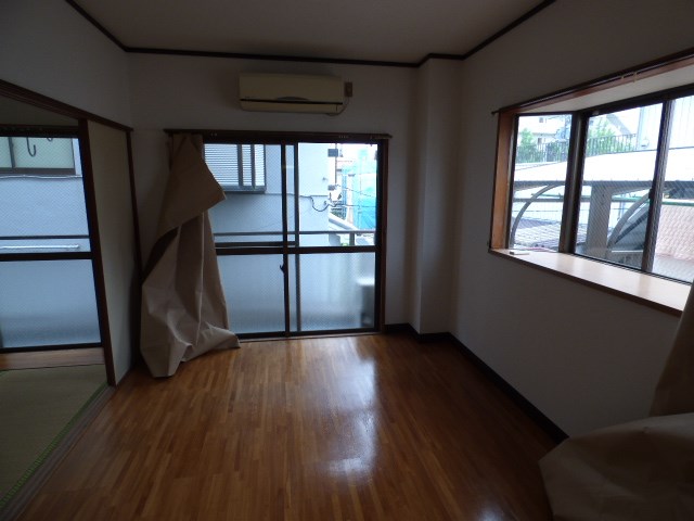 ビレッジ高 リビング