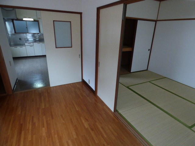 ビレッジ高 ベッドルーム