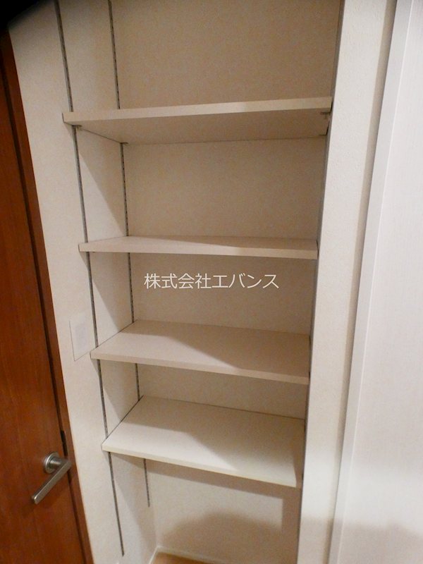 アルモクレール 収納