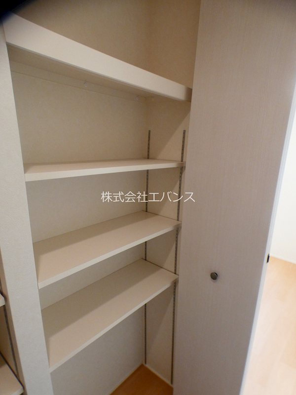 アルモクレール 収納