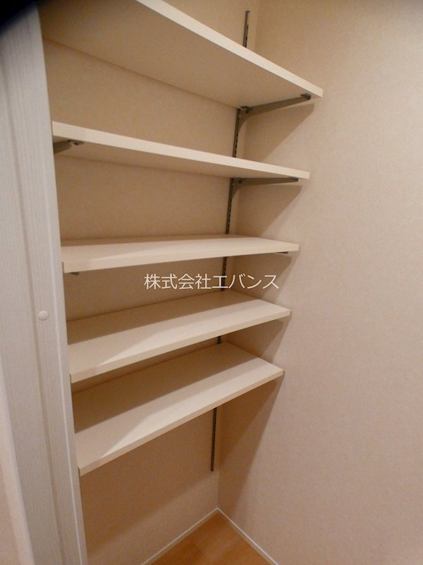 アルモクレール 収納