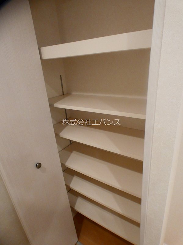 アルモクレール 収納