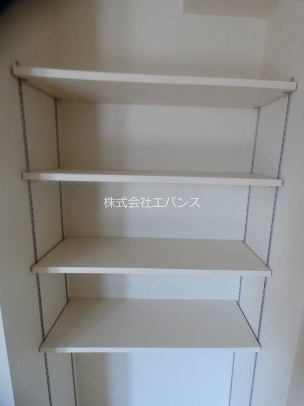 アルモクレール 収納