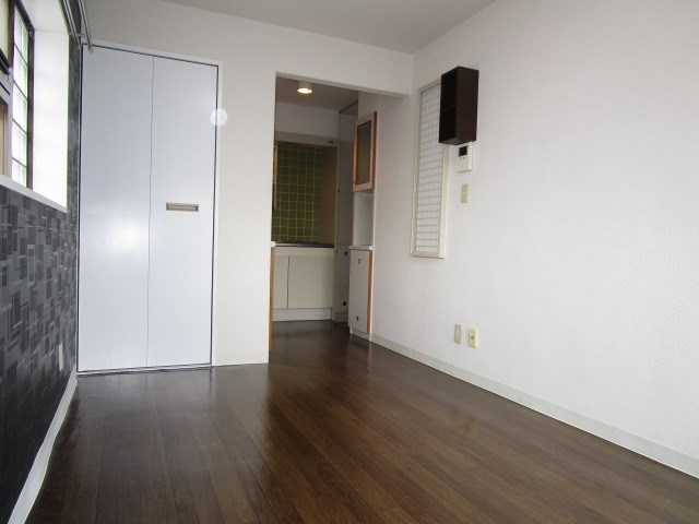 メゾン・ド・スターブル リビング