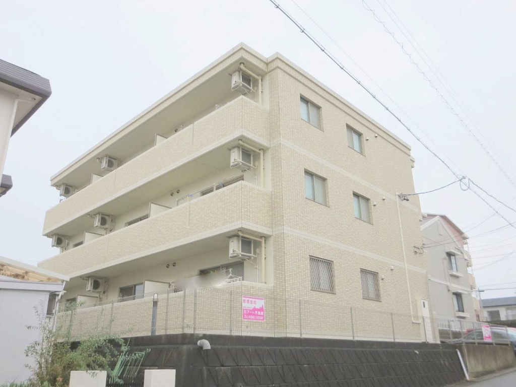 ガーデンハイツ富塚 303号室 外観