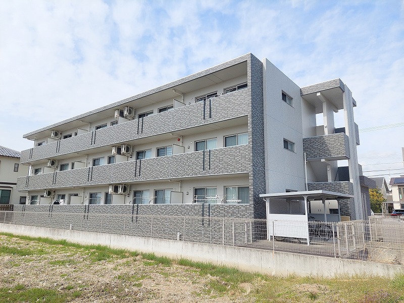 ＧＲＡＮＤＡＬＥ 305号室 外観