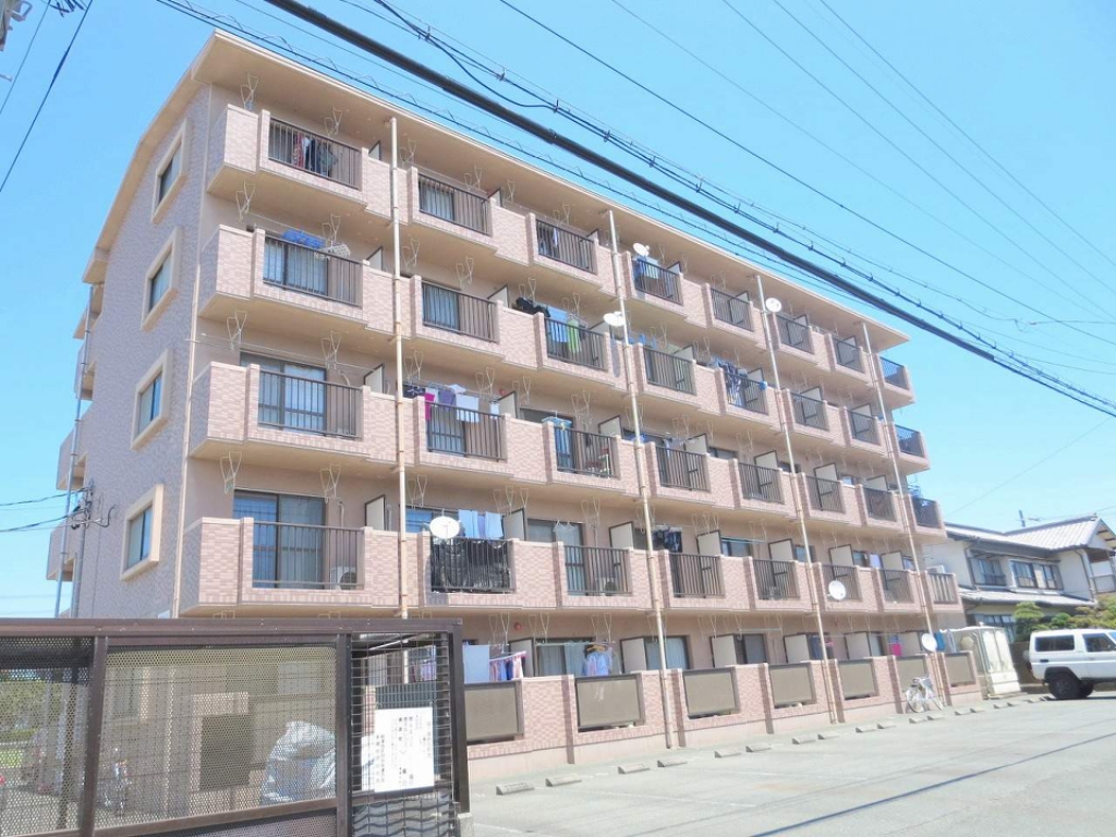 エザンス 305号室 外観