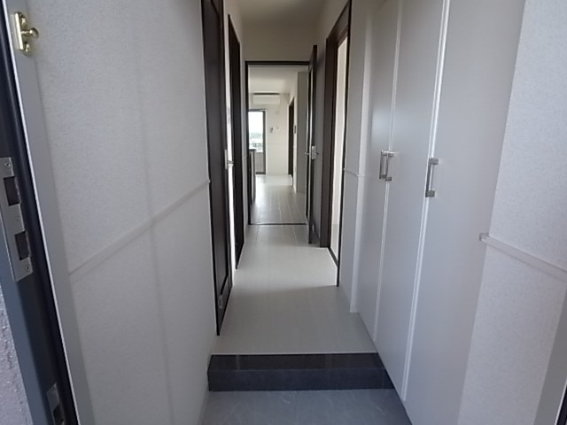 リッツ　フィールド 玄関