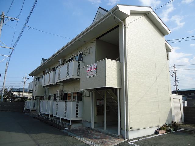 ファミーユ 202号室 外観