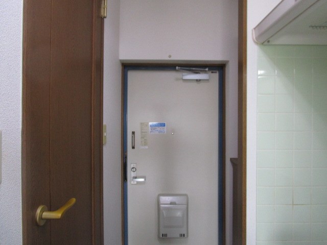 アイレット 玄関
