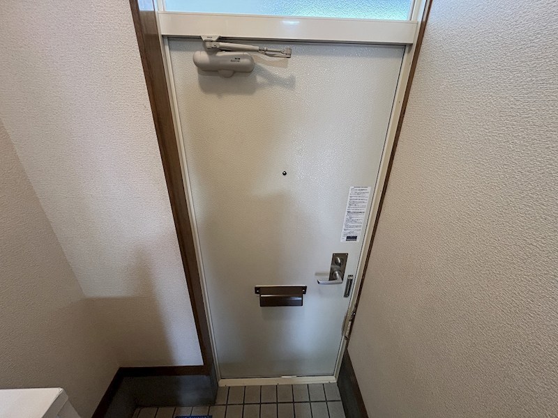 マイシティ若林 玄関