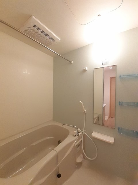 コワンシックⅢ 風呂画像