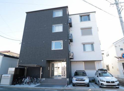 シャーメゾン仁王門通 303号室 外観
