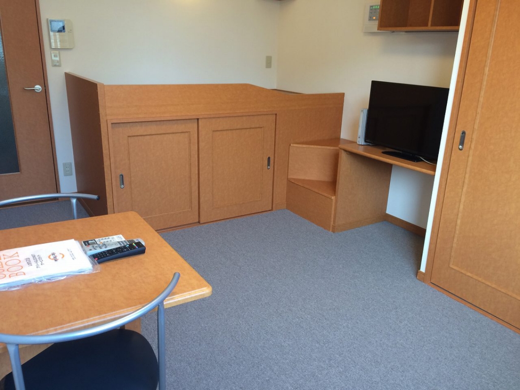 レオパレスワールド リビング