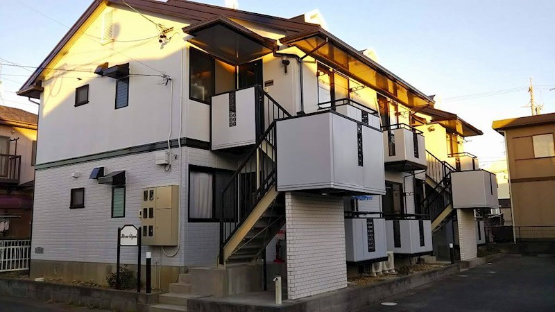 リヴェールエレガンA 203号室 外観