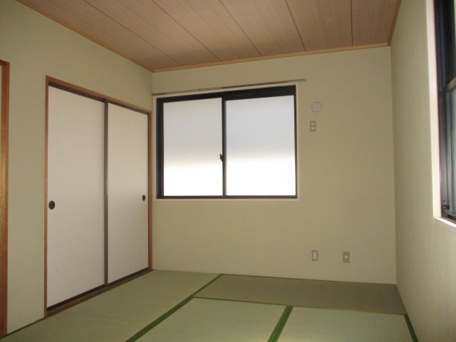 リヴェールエレガンA ベッドルーム