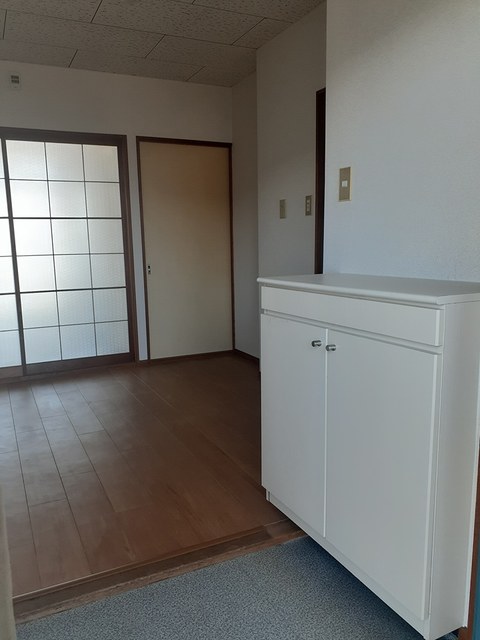 コーポ坪井 玄関