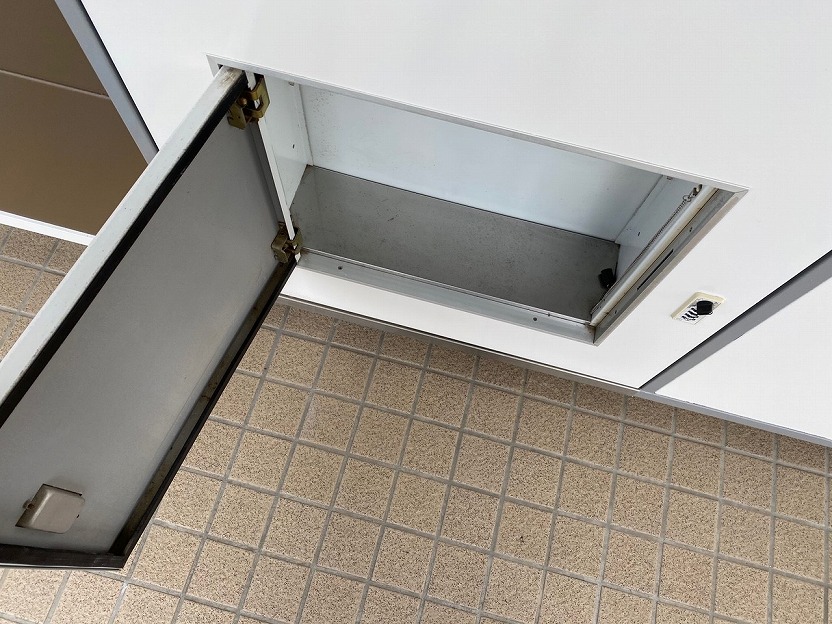 レオパレスじん 玄関