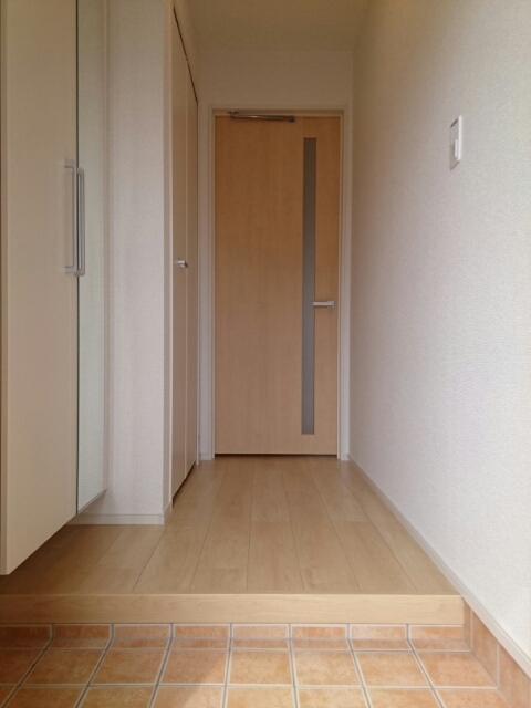 レイクサイドフジミ 玄関