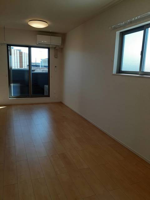 ブリエ・コリーヌ リビング