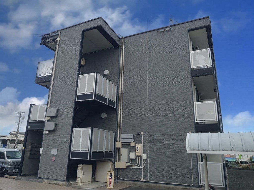 レオパレスあめやⅢ 207号室 外観