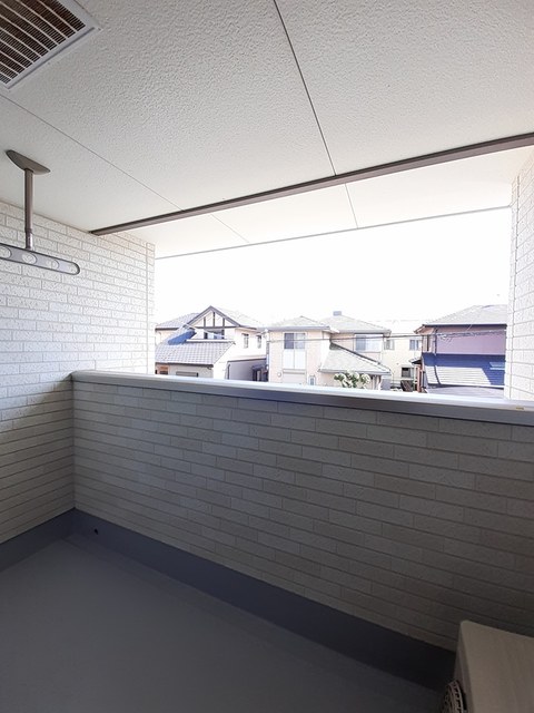 ユニヴェール ベランダ