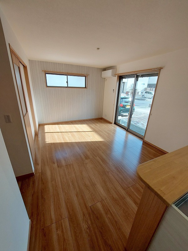 Ｔｈｕｍｂｅｌｉｎａ（サンベリーナ） その他3