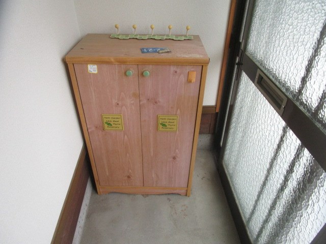 鴨江2丁目借家 玄関