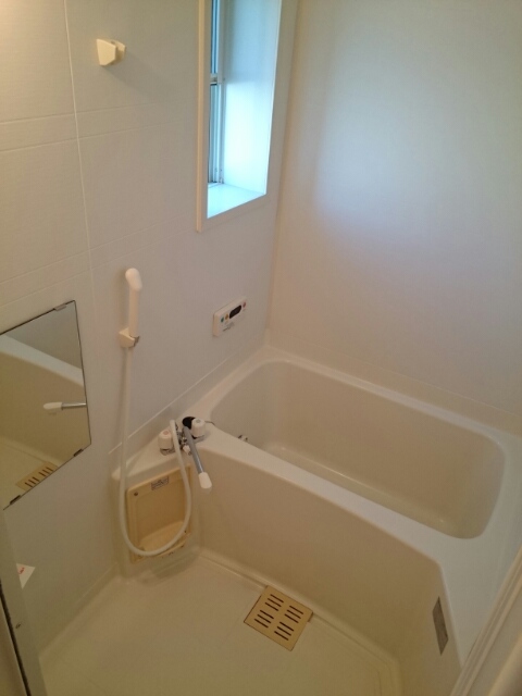 ヴァン・コリーヌ 風呂画像