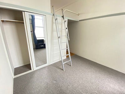 レオパレスさくら リビング