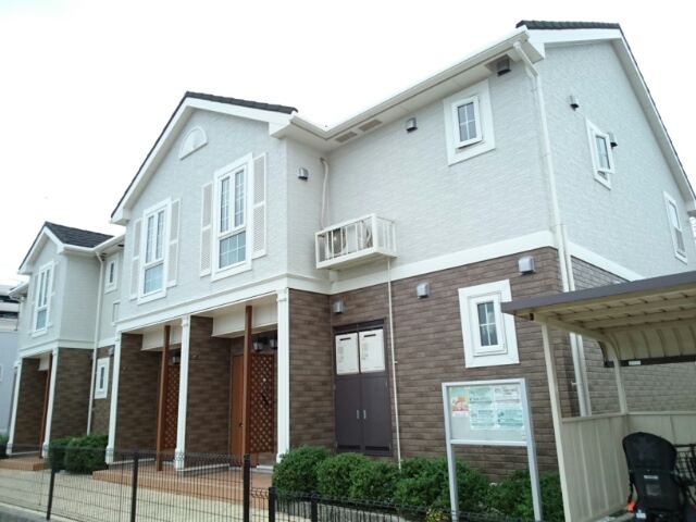 リン・フォート 202号室 外観