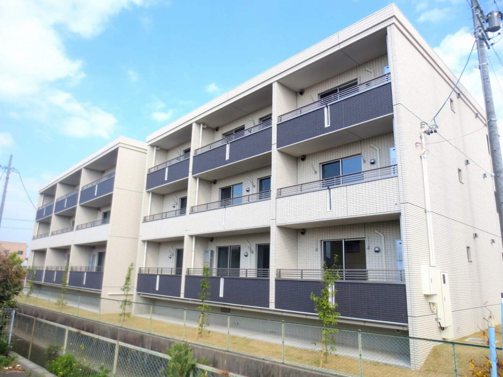 Ａｖｅｎｉｒ　Ｏｕｅｓｔ 101号室 外観