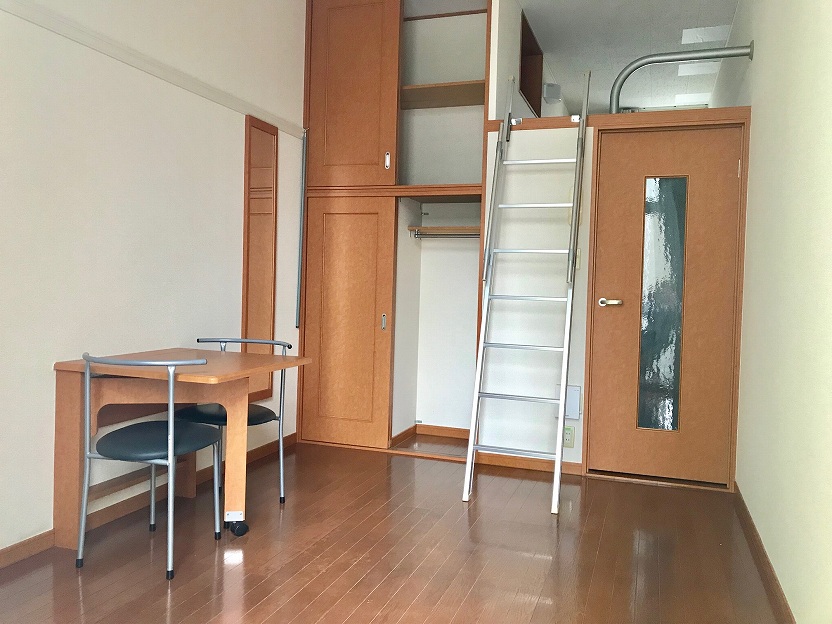 レオパレスオニオン リビング