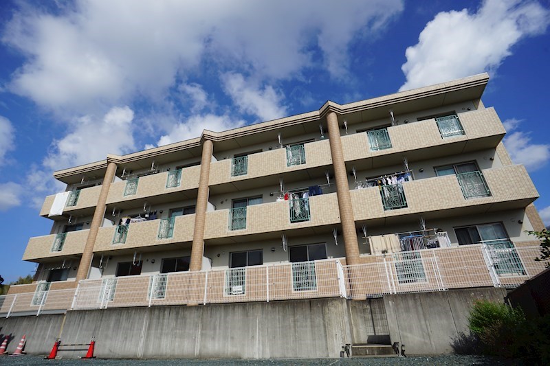 グランシャリオ 101号室 外観