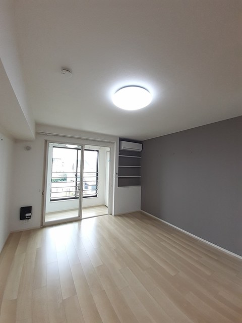 ドゥーベル リビング