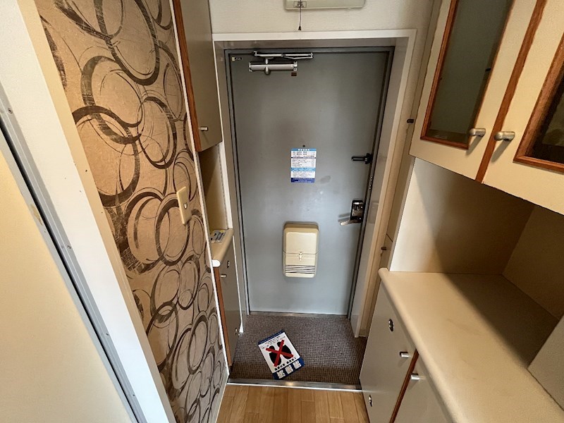 メゾン・ド・スターブル 玄関