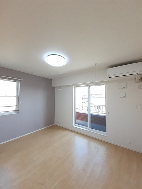 フィオリトゥーラ リビング