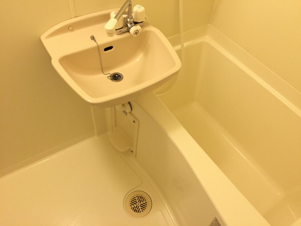 レオパレスあめやⅢ 風呂画像