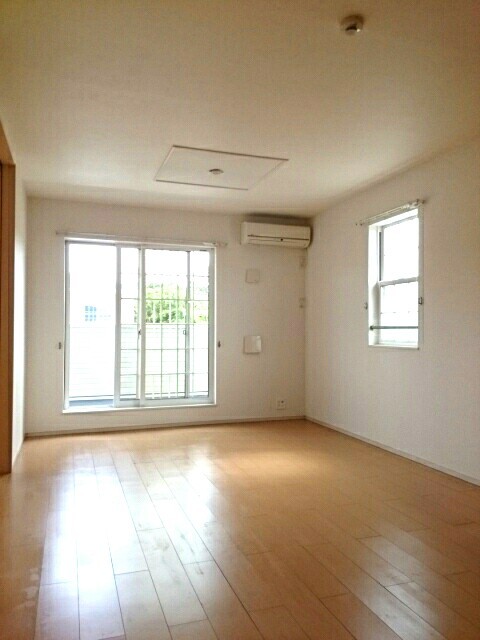 ヘマソラールＡ リビング