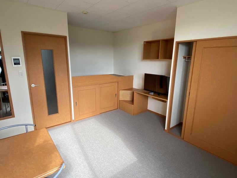 レオパレスエスカーラ リビング