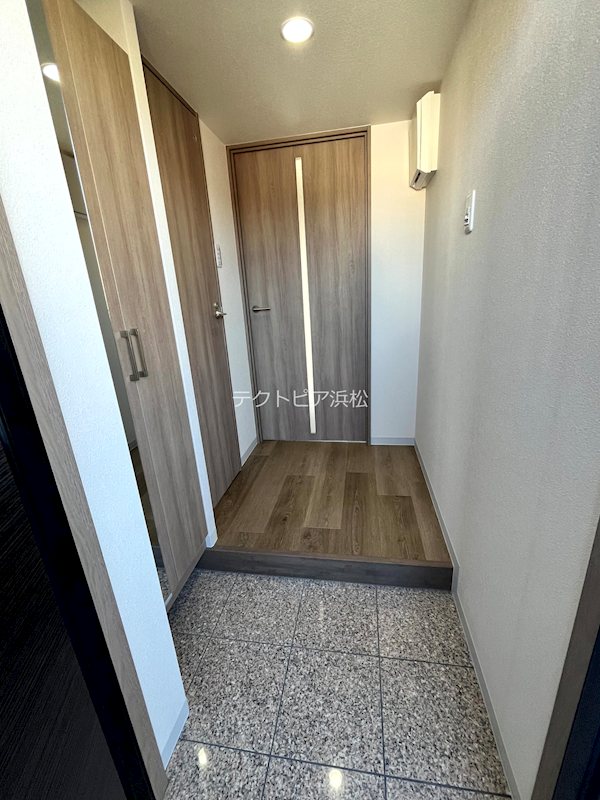 ＳＵＰＲＥＭＥ　ＡＳＡＤＡ 玄関