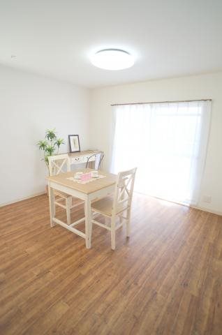 ハイツ大石地所Ⅲ リビング