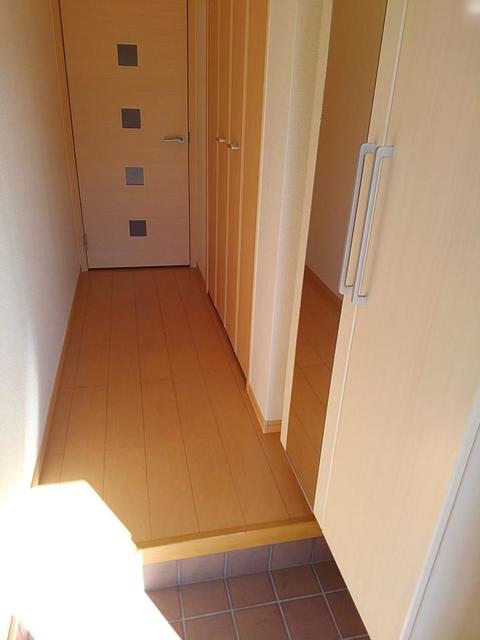 アルモニー 玄関