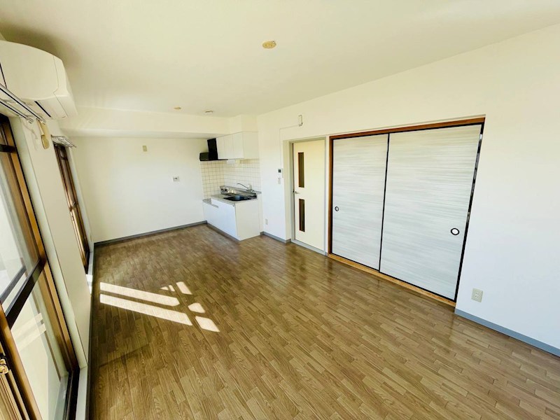 カルカソンヌ リビング