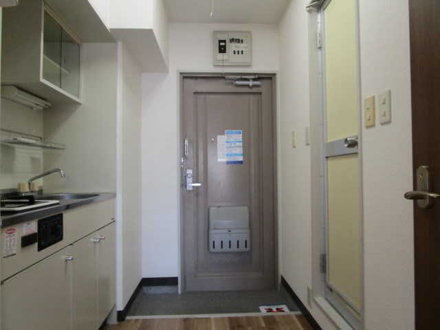 メゾンエクセルⅠ 玄関