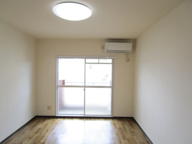 メゾンエクセルⅠ ベッドルーム