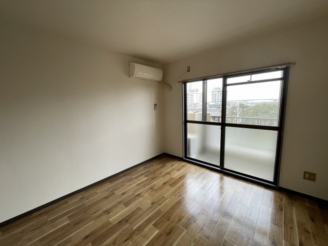 すみれ館Ⅲ リビング